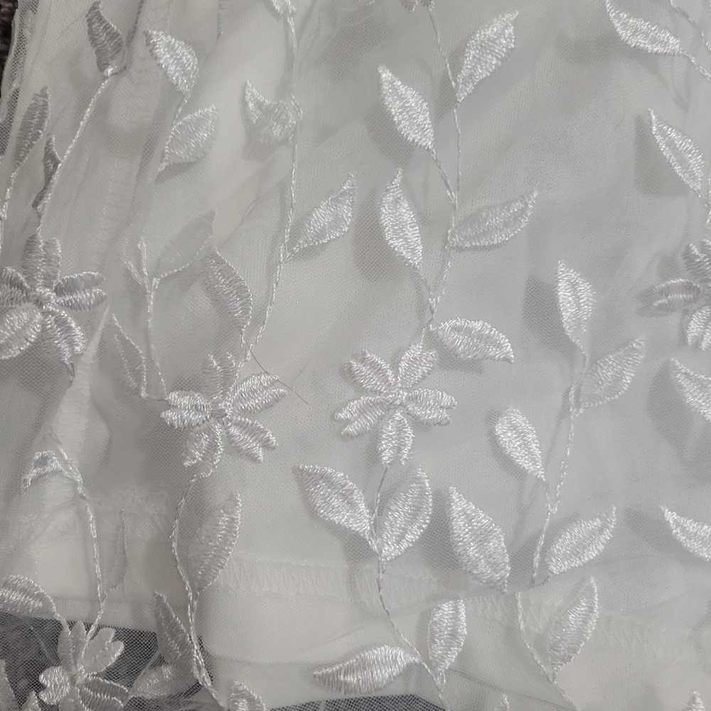 Wedding dress. Never worn.